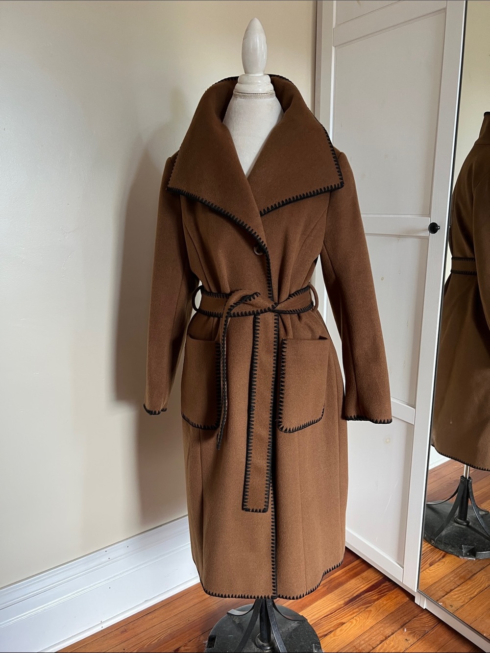 CYRUS Camel Brown Whipstitch Belted Wrap Coat Big Collar Long Trench Large L